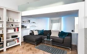 Elegant Apartment